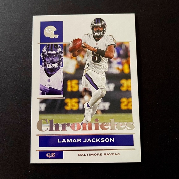 Lamar Jackson: Baltimore Ravens, Quarterback 2021 Panini Chronicles Football #7 - Picture 1 of 2